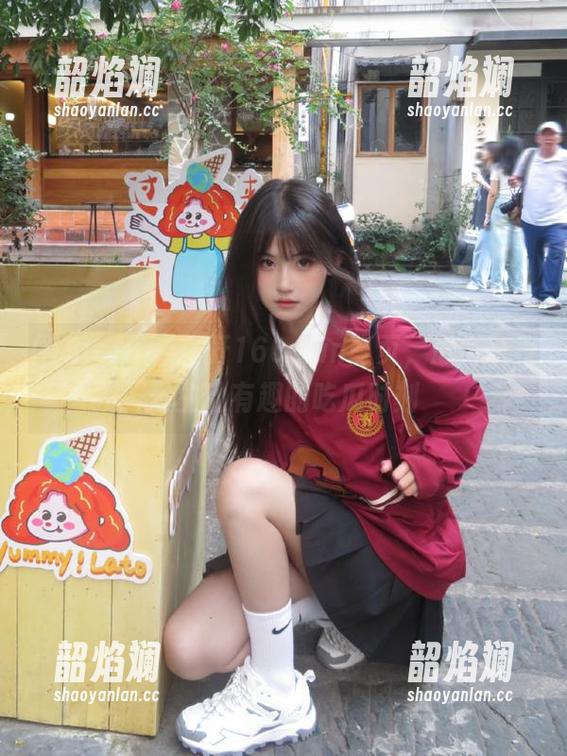 打开166.run首页，尽情享受最生动有趣的吃瓜时刻