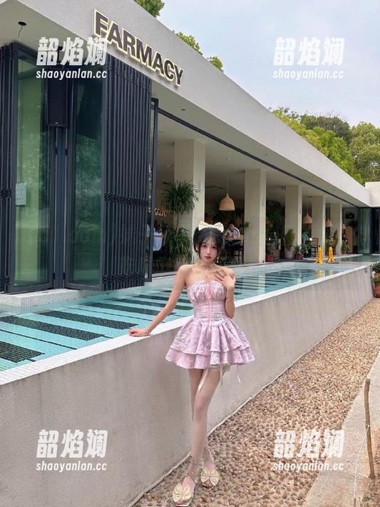 51.com 妹子分享51.com最新更新,吃瓜热点全掌握!
