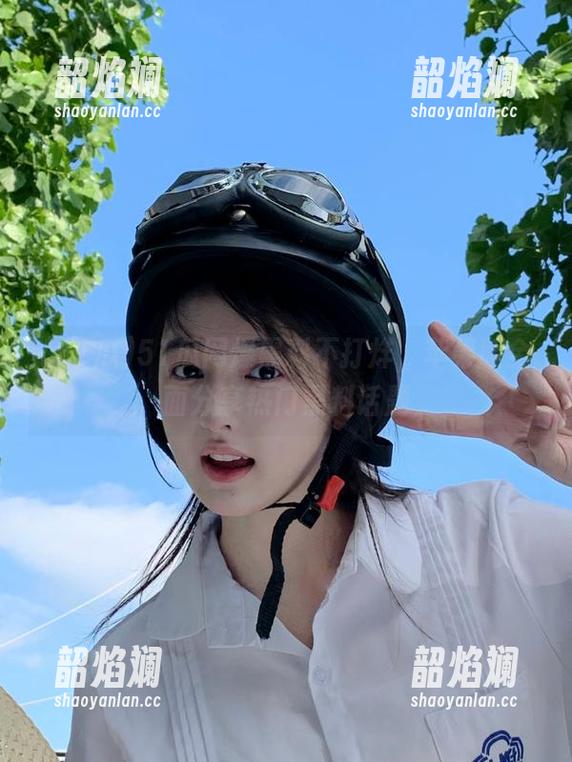 51瓜网爆黑料不打烊，苹果版全面分享热门黑料话题