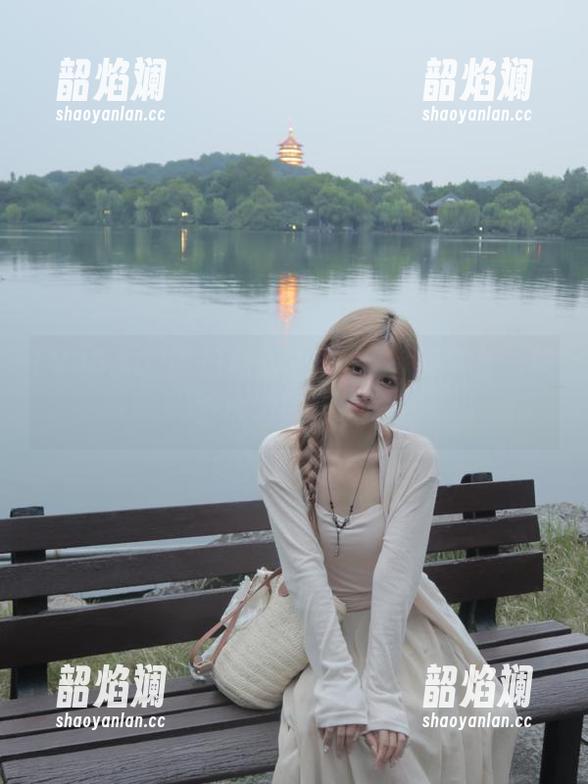 吃瓜必备998.su官网平台，精彩内容同步更新