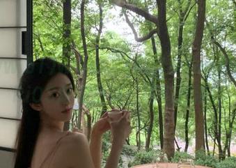 www.51cg10.fun视频APPiOS版新功能,吃瓜更精彩
