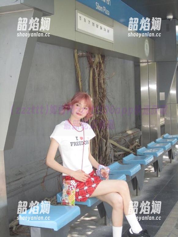 如何用zzzttt06app快速获取最新吃瓜资讯
