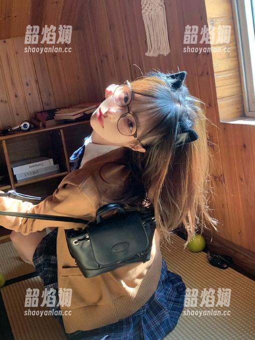 在线五一吃瓜超萌带你吃瓜，今日吃瓜热门大瓜一网打尽！