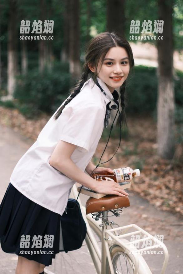 八卦吃瓜 八卦吃瓜视频独家呈现,带你领略最火爆的明星八卦