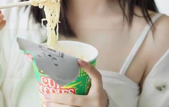在线直达冲哥精选黑料入口,锁定最热门娱乐新闻