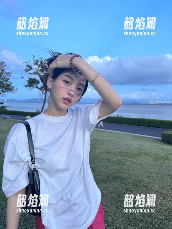 吃瓜大本营网址整得像个瓜田，吐槽都快说不过来了！