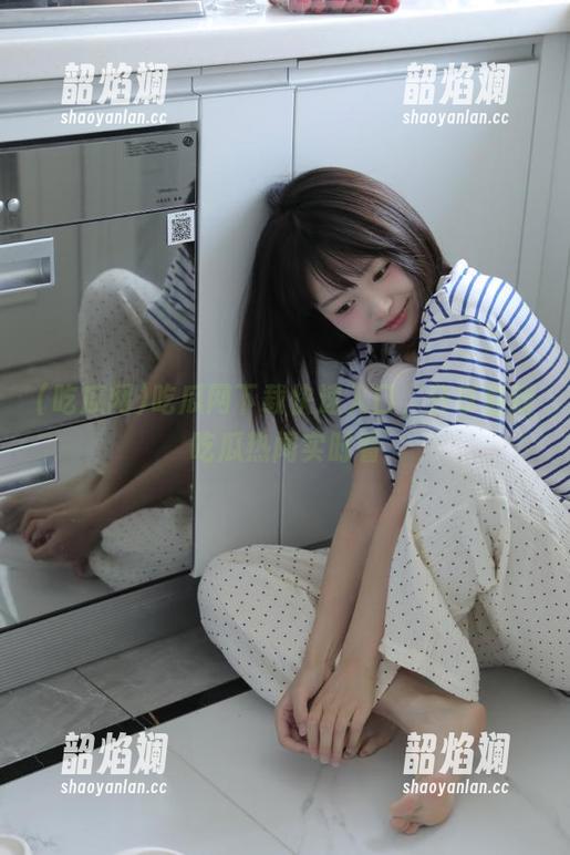 吃瓜网下载快速入口，分享最新吃瓜热闻实时看