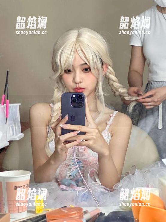 人人吃瓜网网址今日更新，热点瓜料一网打尽