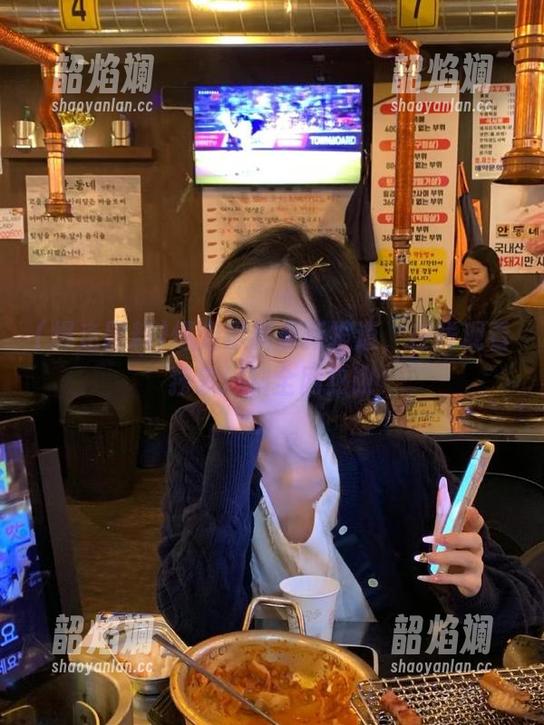 爆走黑料最新报道，在线观看独家爆料全网热议