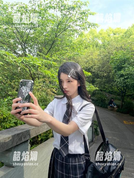吃瓜小能手推荐，黑料不打烊万里长征链接实时不间断！